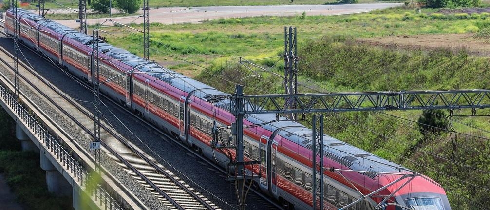 Alta Velocità e Regionali. Viaggia la puntualità