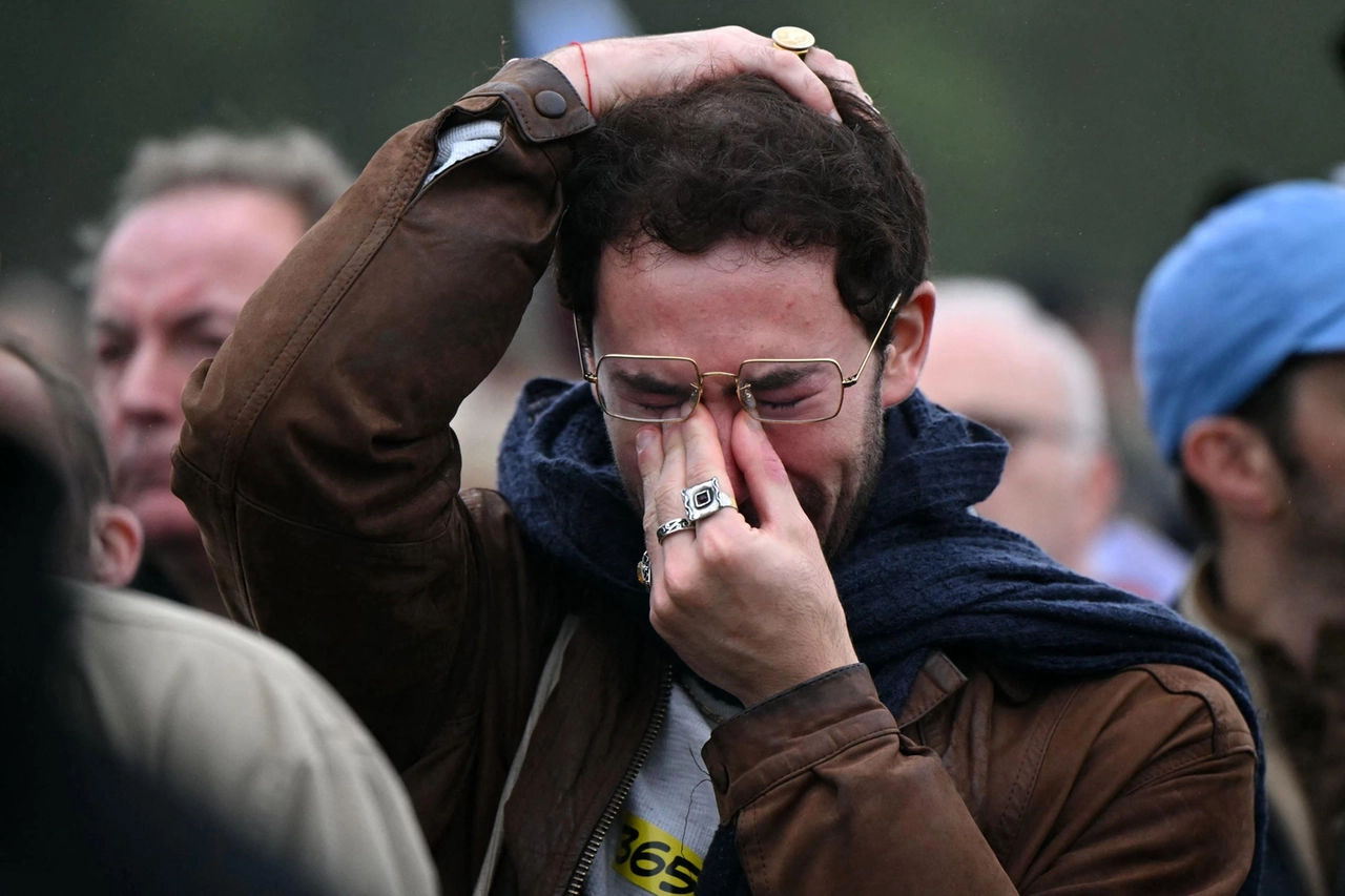 Le lacrime di un giovane israeliano