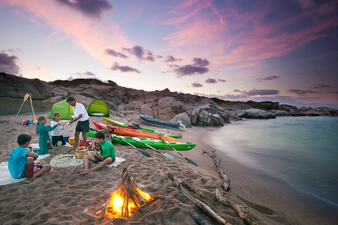 SARDEGNA - In canoa sui mari della Gallura