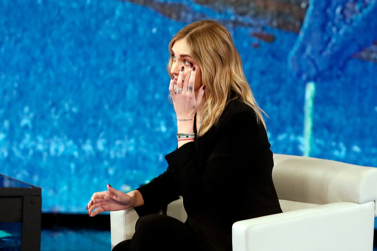 Un momento di commozione di Chiara Ferragni durante l'intervista a Che tempo che fa