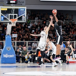 Risultati Serie A: Trento si prende il big match con la Virtus e riprende a correre