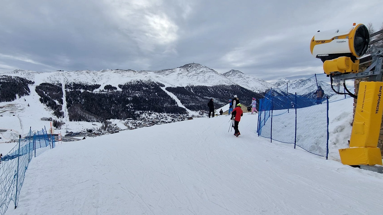 Neve a Livigno l'8 dicembre 2024 (Foto Facebook Giovanni Busti)