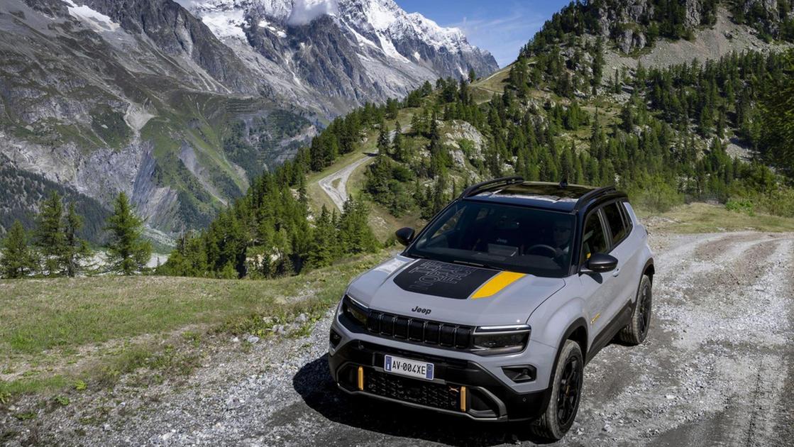 Jeep Avenger a tutta avventura in versione 4xe