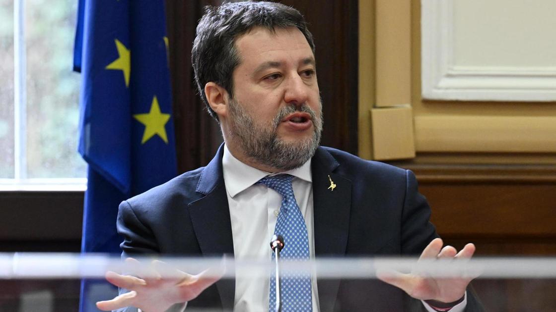 Salvini: Debito pubblico solo per aziende italiane, critica al Pnrr Green