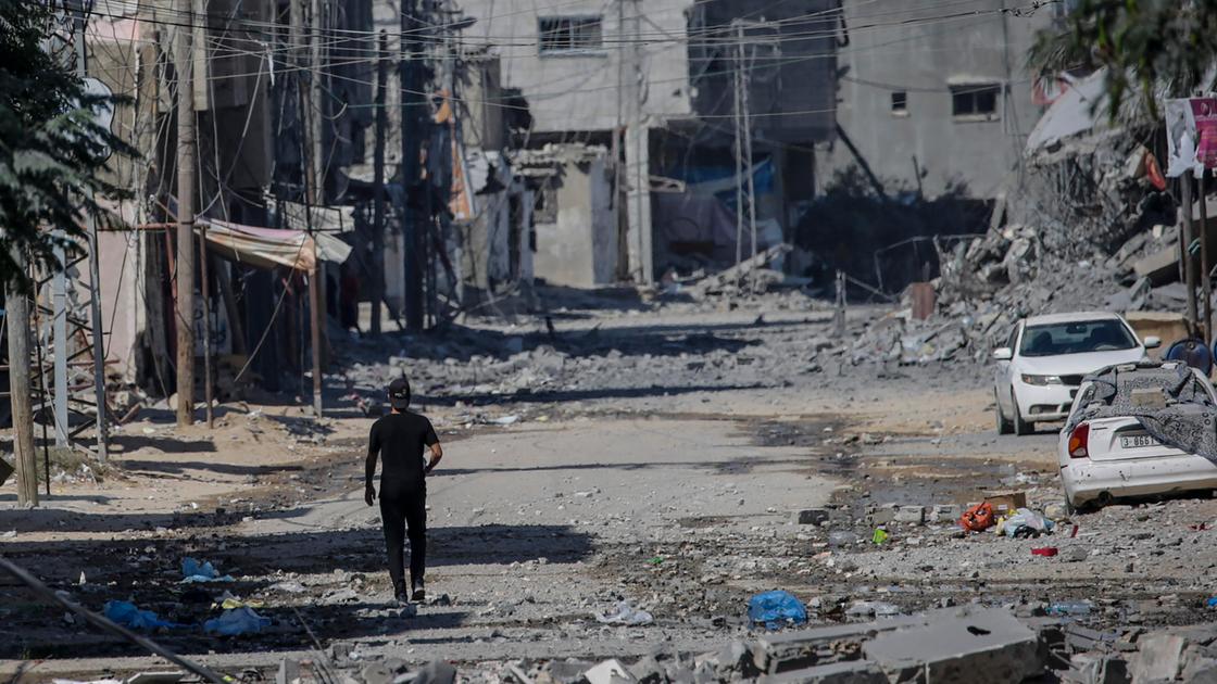 Nuova strage a Gaza: almeno 27 morti nel raid israeliano a Khan Younis