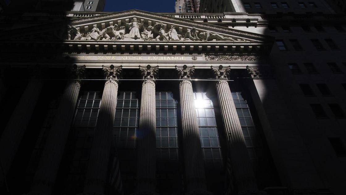 Wall Street apre in rialzo, Dj +0,32%, Nasdaq +0,82%