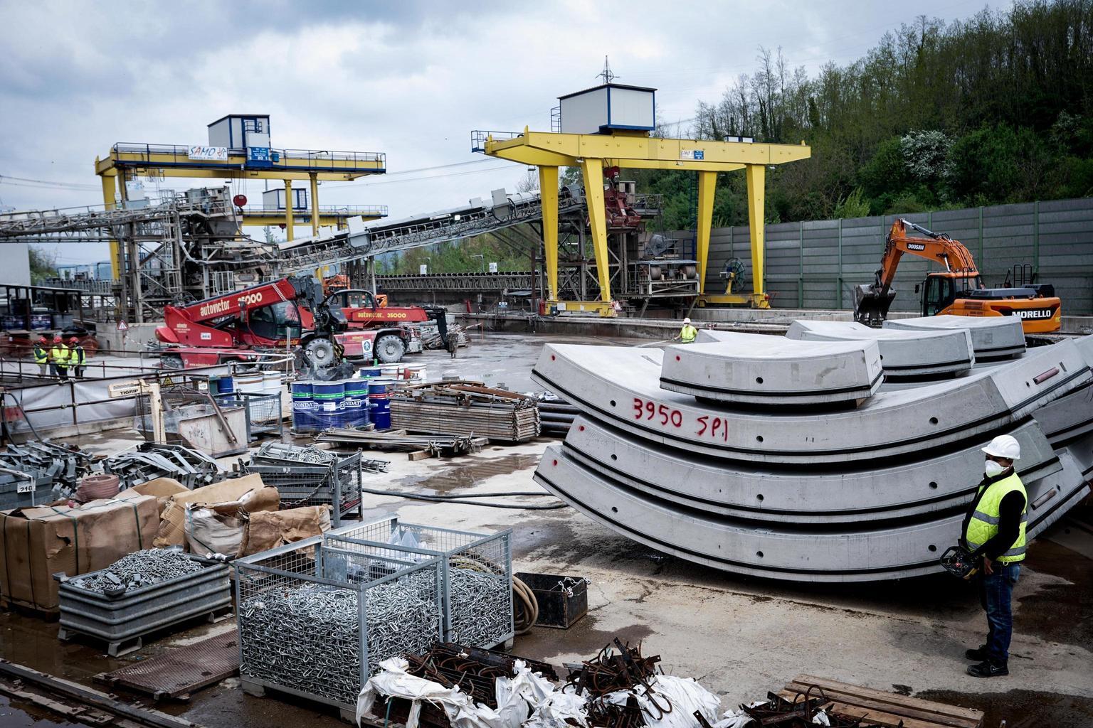 Produzione nelle costruzioni: calo a dicembre ma crescita annuale del 5% nel 2024