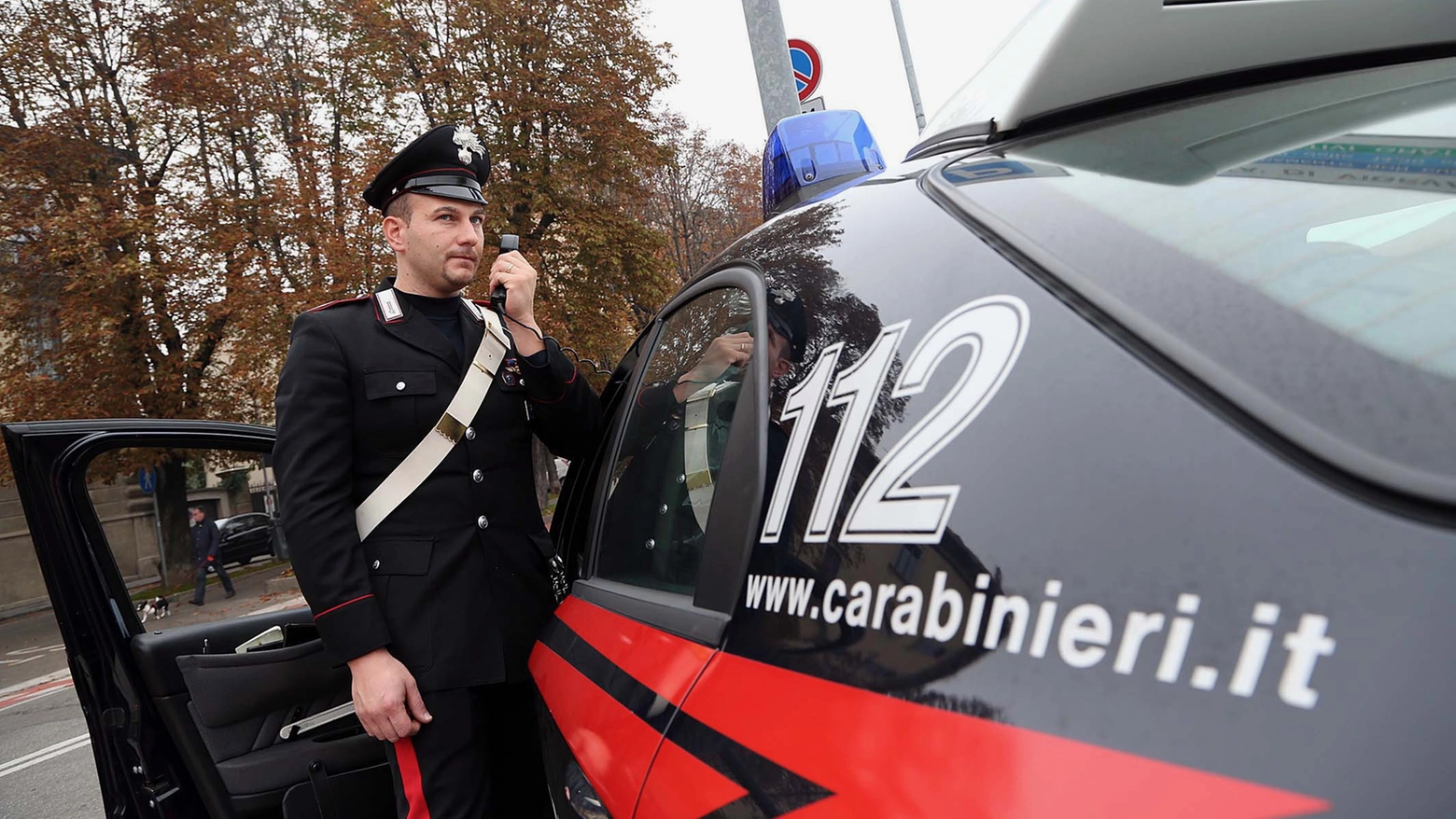 I carabinieri sulle tracce dei responsabili