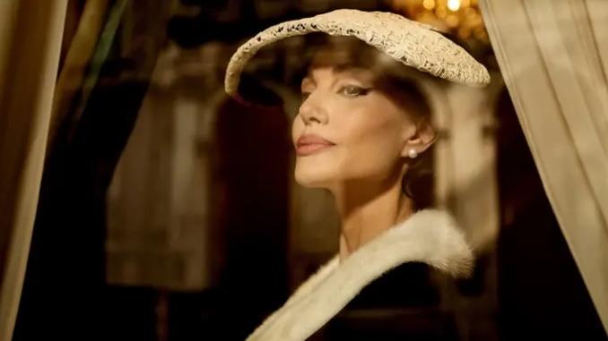 I film Netflix in arrivo a dicembre 2024: da ‘That Christmas’ alla Callas con Angelina Jolie