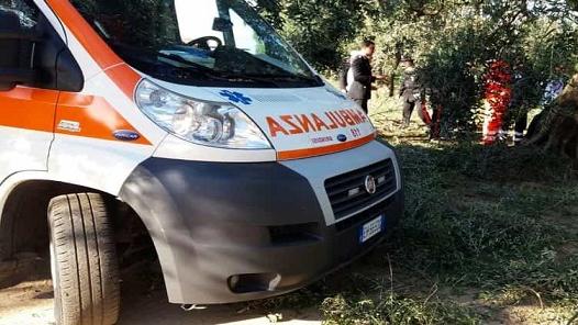 Ragazza impiccata in giardino a Enna, per l’autopsia “modalità di suicidio anomale”