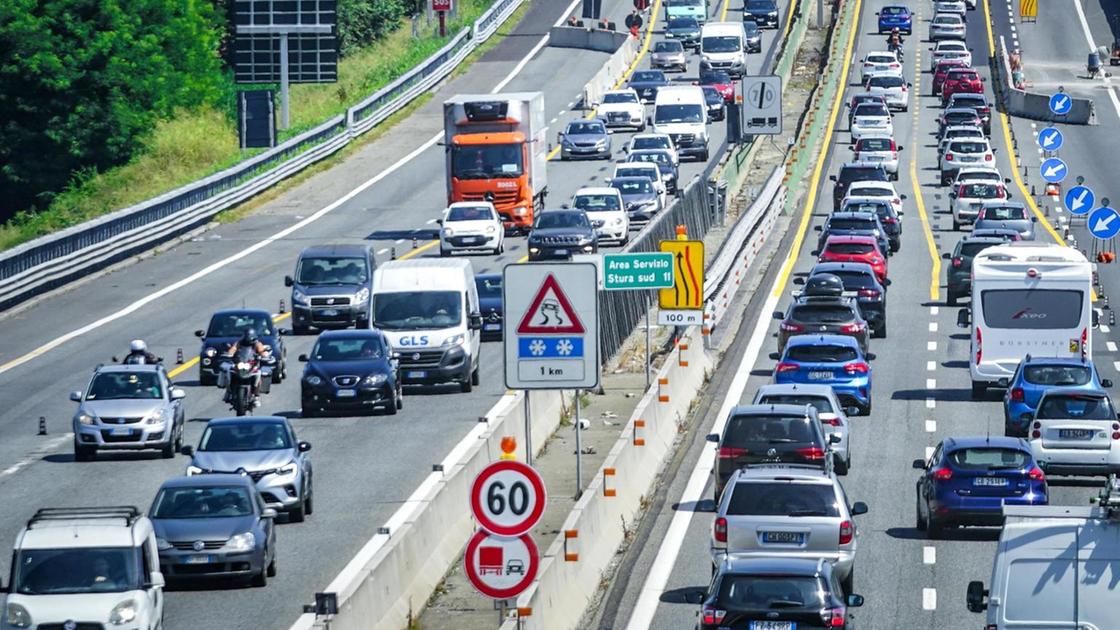 Immatricolazioni veicoli Italia sotto 1,78 milioni: mercato auto mondiale trainato dalla Cina