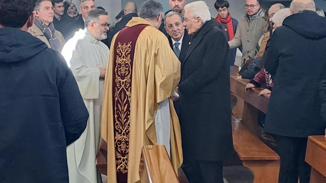 Sergio Mattarella a Caivano: auguri alla comunità e impegno per il futuro dei giovani