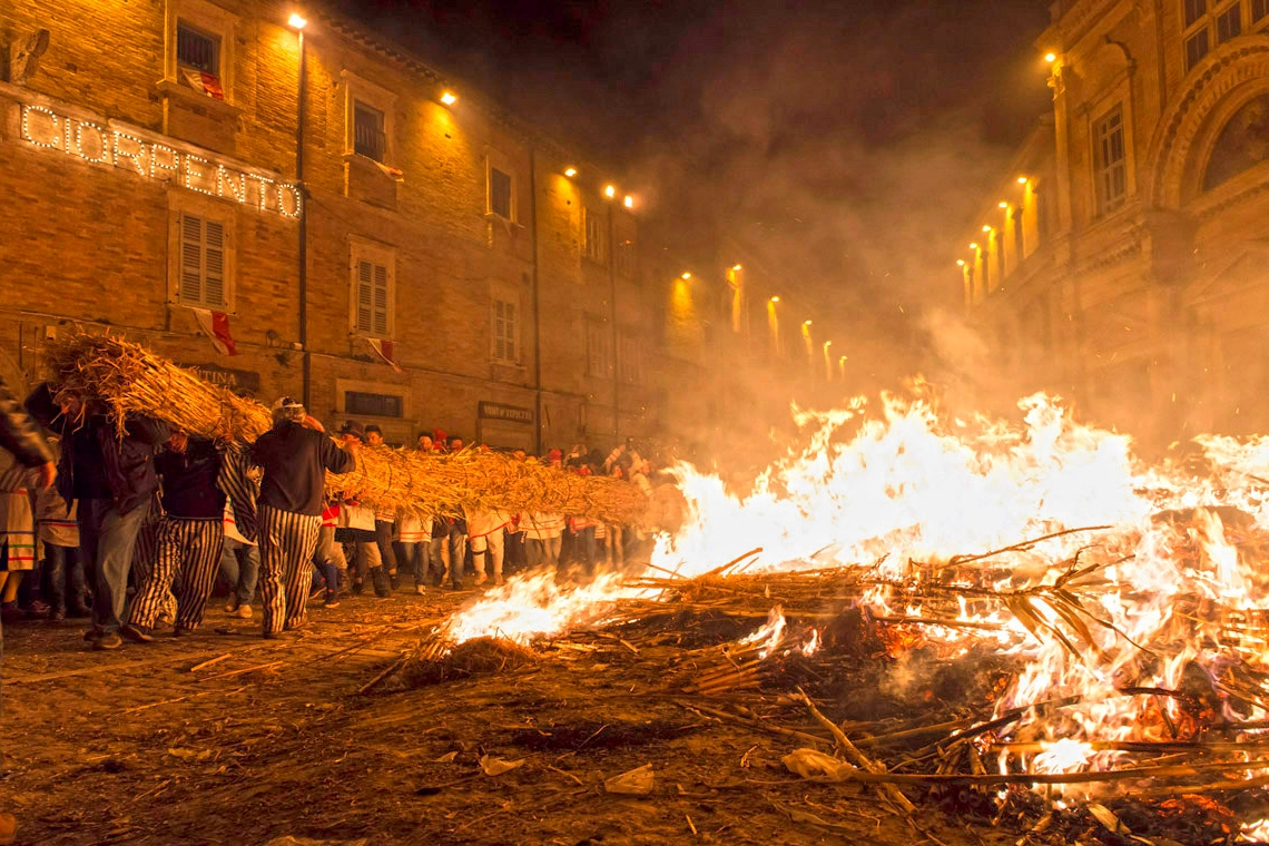 2 - Il Vlurd al Carnevale di Offida - Credits Comune di Offida