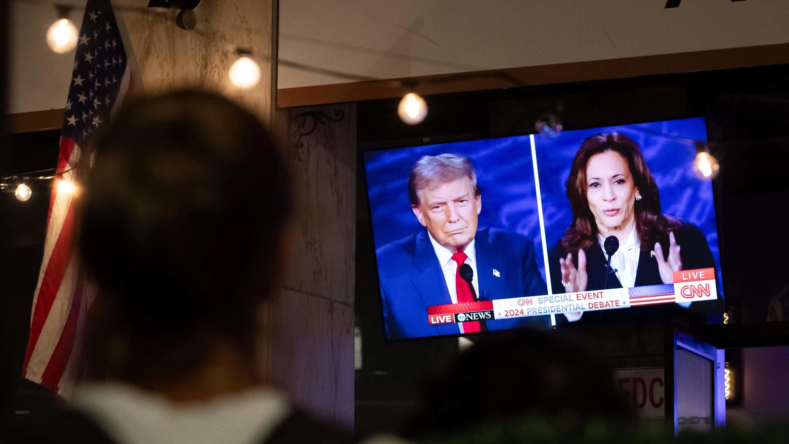 I sondaggi che hanno seguito il dibattito tra Donald Trump e Kamala Harris hanno dichiarato quest'ultima la vincitrice (Ansa)