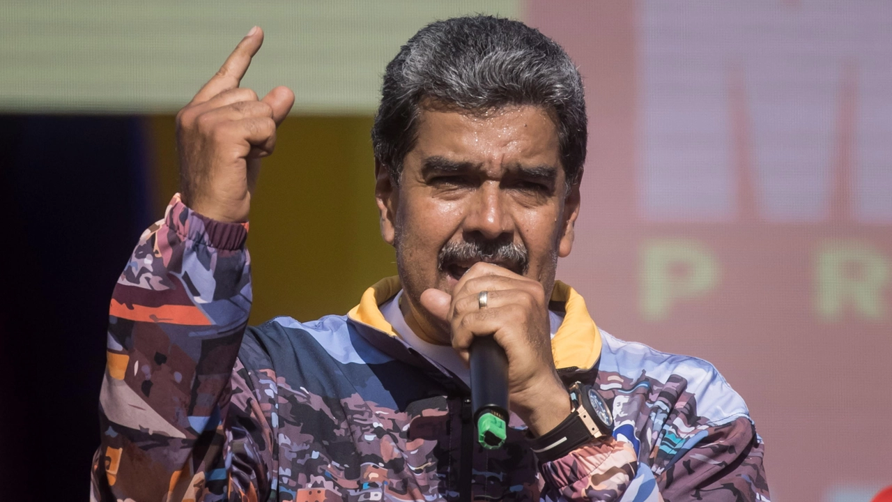 epa11486475 Venezuelan President and presidential candidate Nicolás Maduro delivers a speech during a campaign rally in Caracas, Venezuela, 18 July 2024. Venezuela is scheduled to hold presidential elections on 28 July 2024. EPA/MIGUEL GUTIERREZ