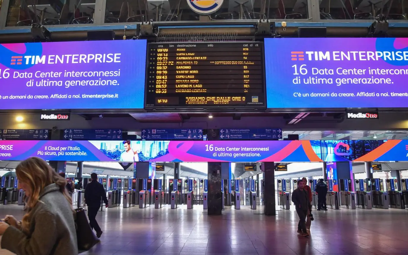 Treni, scatta lo sciopero. E su quello del 29 scontro Salvini-Landini