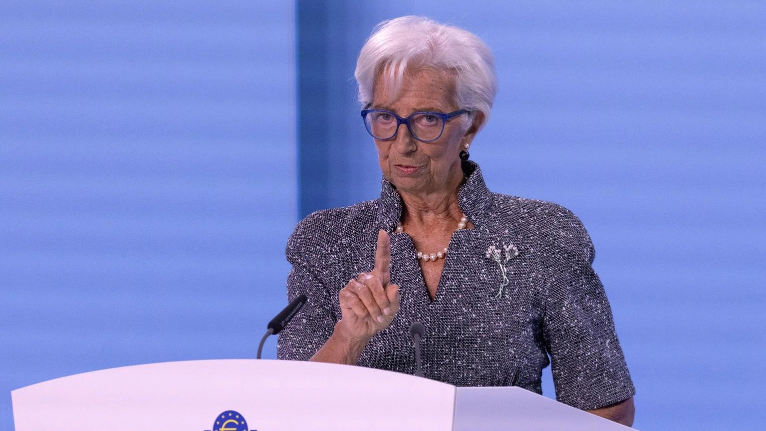 Lagarde, 'coraggio? Bce non è soggetta a pressioni politiche'