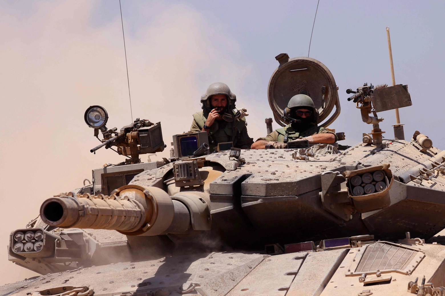 Continuano le operazioni dell'esercito israeliano nella Striscia di Gaza