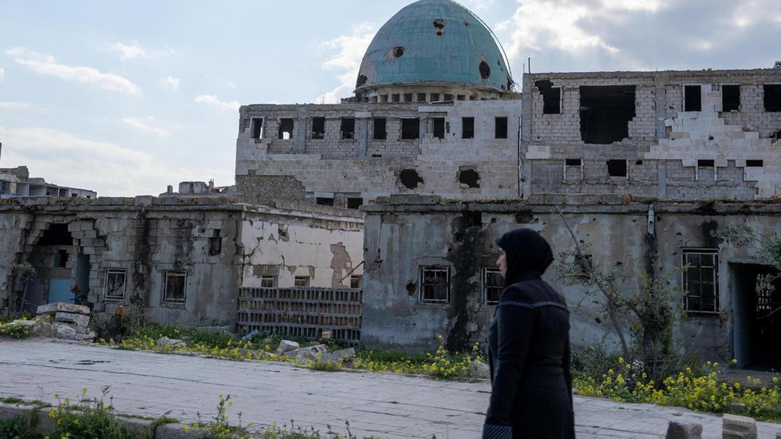 Ong, le truppe governative si ritirano da Homs