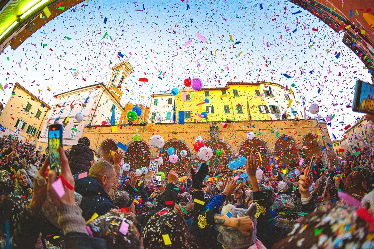 Carnevali storici: la mappa delle tradizioni più longeve d’Italia