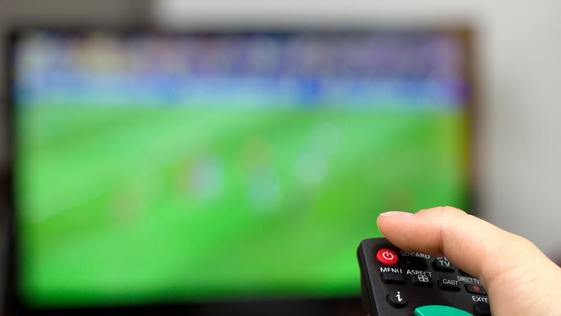 Fino a un anno di carcere per le partite di calcio piratate su App e siti. Nel mirino anche i Vpn