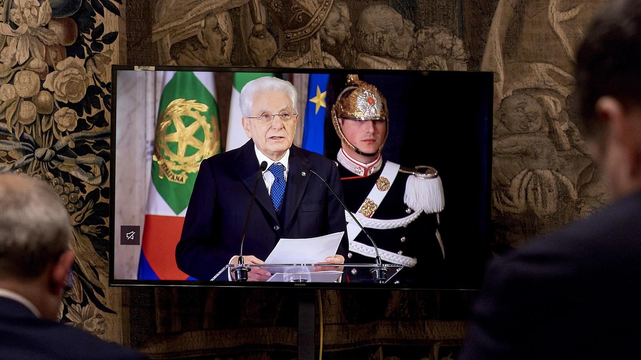 Mattarella, il diritto d'asilo è stabilito dalla Costituzione