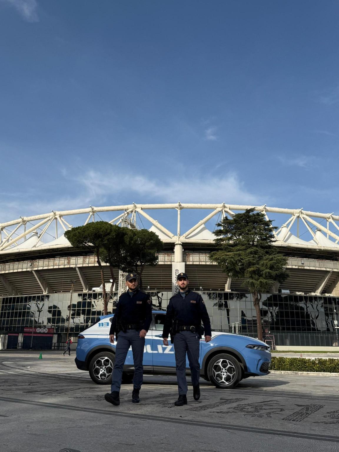 Roma: 16 Daspo 'fuori contesto' per violazioni apologetiche del fascismo