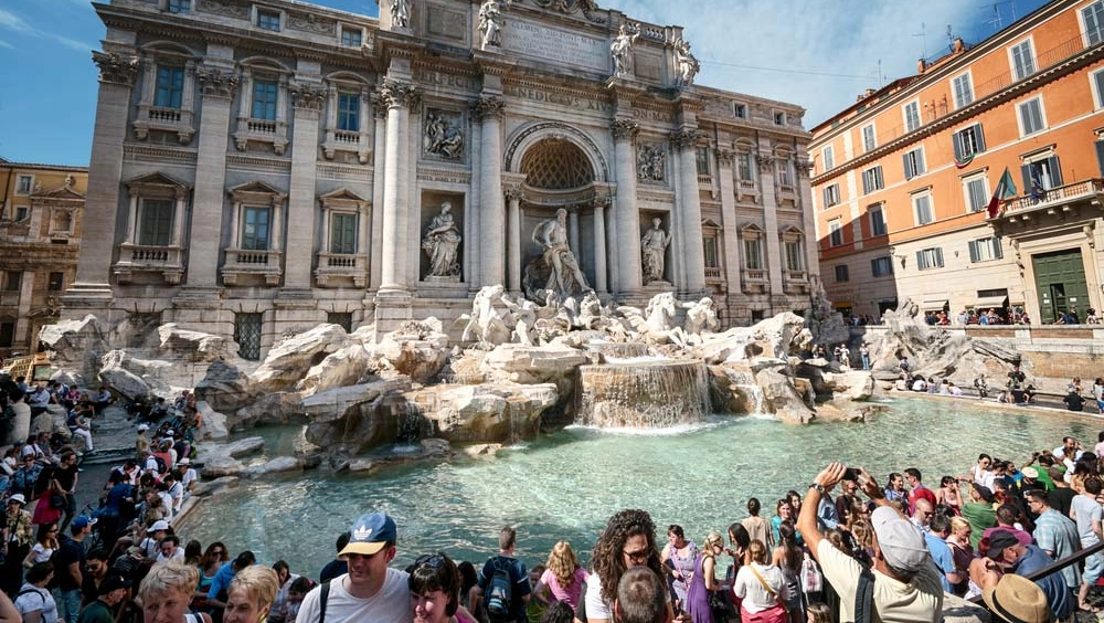 La fontana di Trevi è uno dei monumenti più visitati a Roma