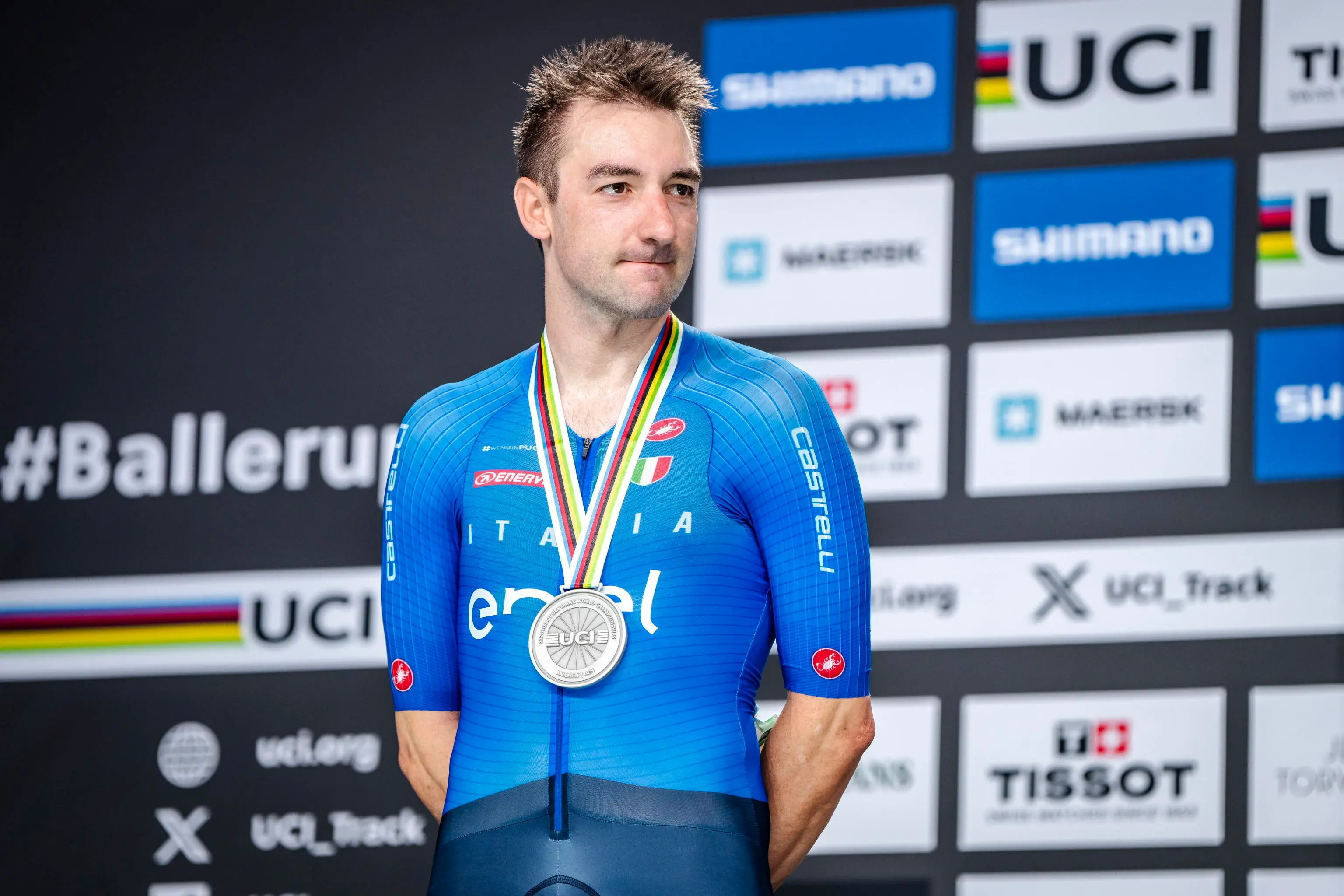 Ciclismo, Viviani passa alla Lotto Cycling Team