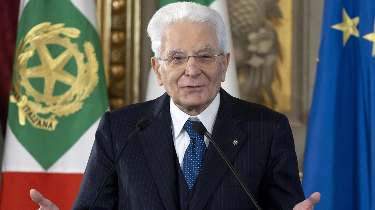 Il capo dello Stato, Sergio Mattarella, è. nel mirino di Mosca dopo aver paragonato la Russia al Terzo Reich