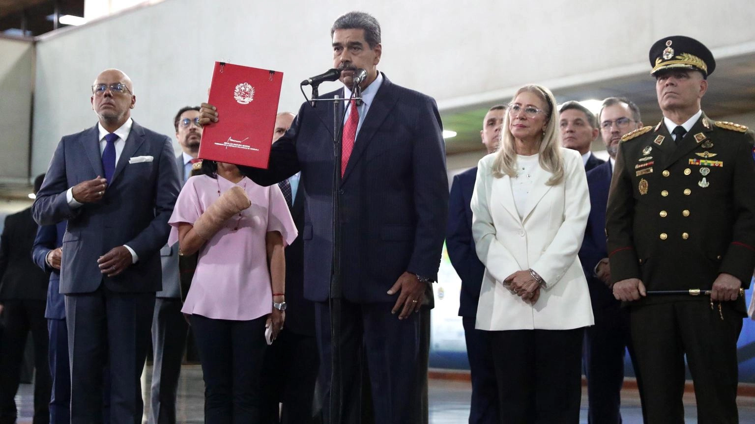 Maduro, 'pronto a pubblicare tutti i verbali elettorali'