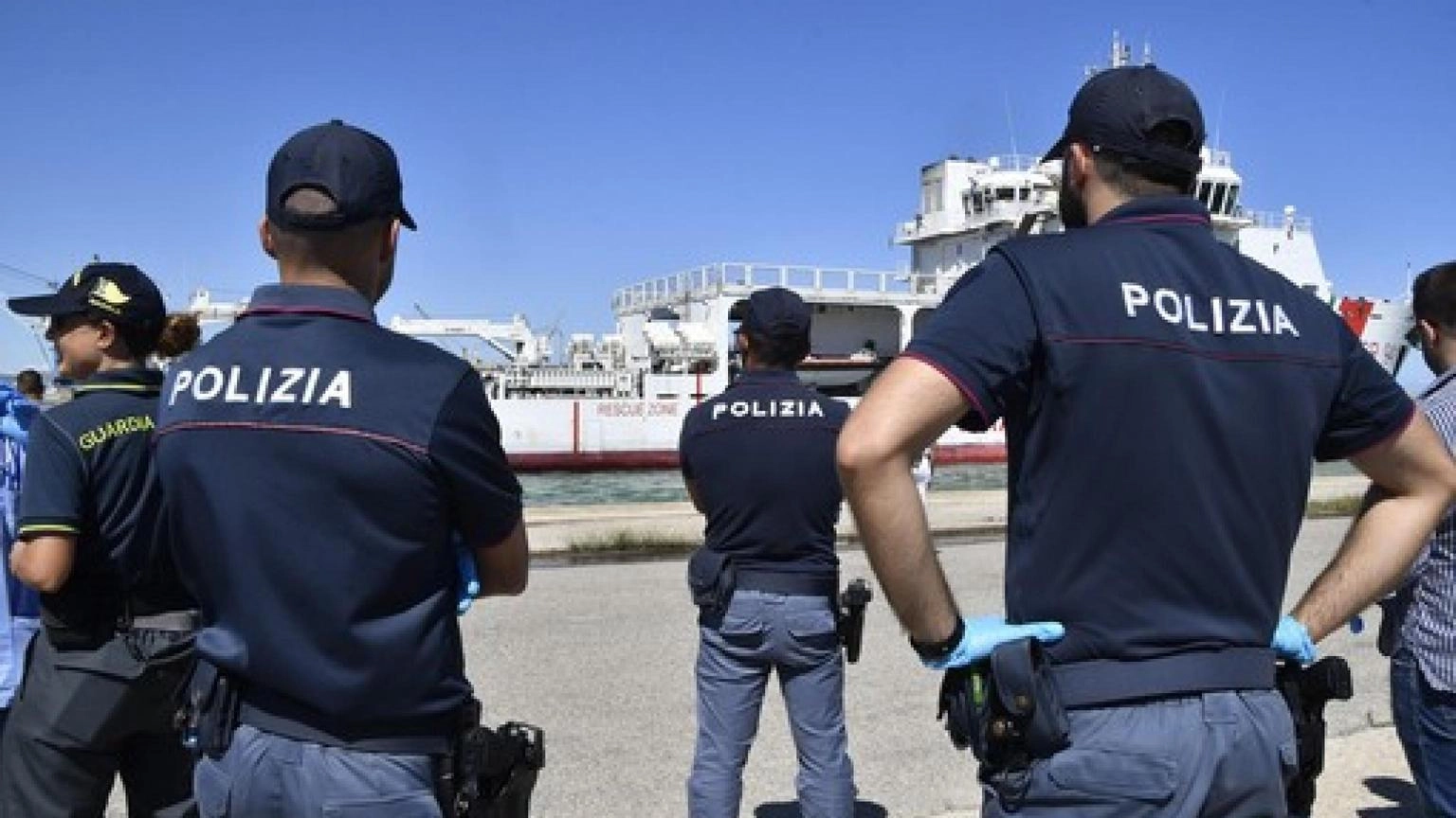 Scafisti egiziani per barconi da Libia, 10 fermi a Milano