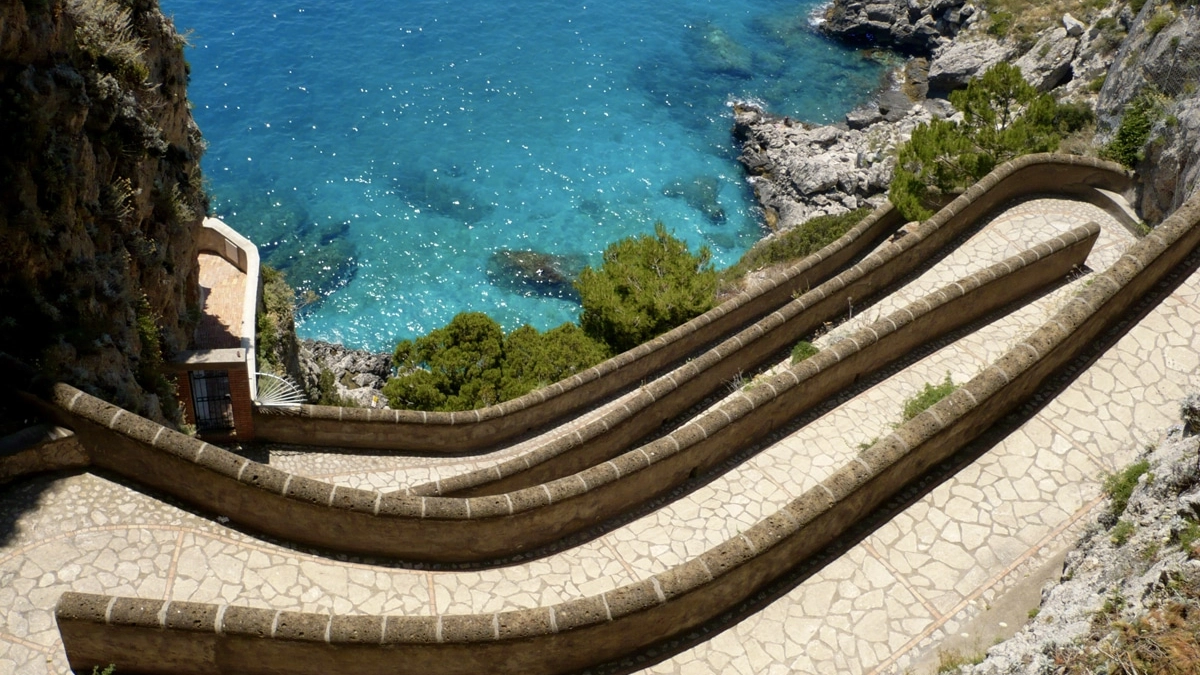 La panoramica via Krupp a Capri