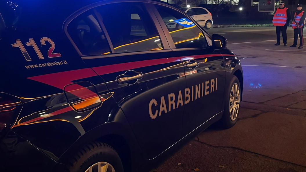 San Siro, inseguimento nella notte. Speronata l’auto dei carabinieri