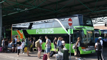 Flixbus, come raggiungere le località di vacanze lasciando a casa l’auto