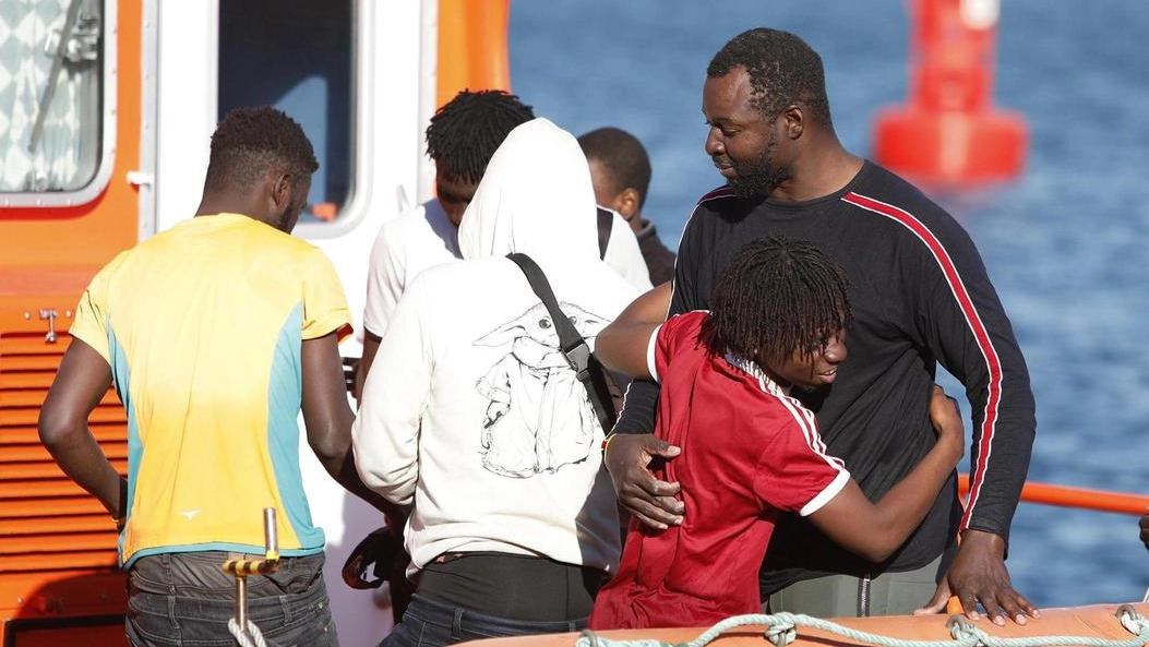 Patto Ue sui migranti: "Controlli più rigidi"