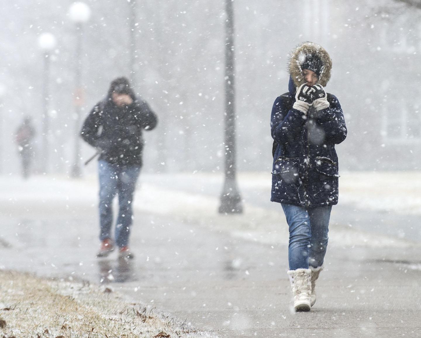 Blitz polare, ci siamo: nevicate da rovesciamento fino in pianura. Gli accumuli previsti al Nord