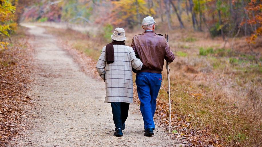 Longevità e salute: aumenta l'aspettativa di vita, ma anche gli anni a rischio malattia