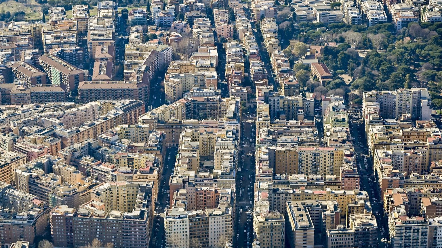 Rendite catastali, a Roma e Milano fino a oltre 30% in più