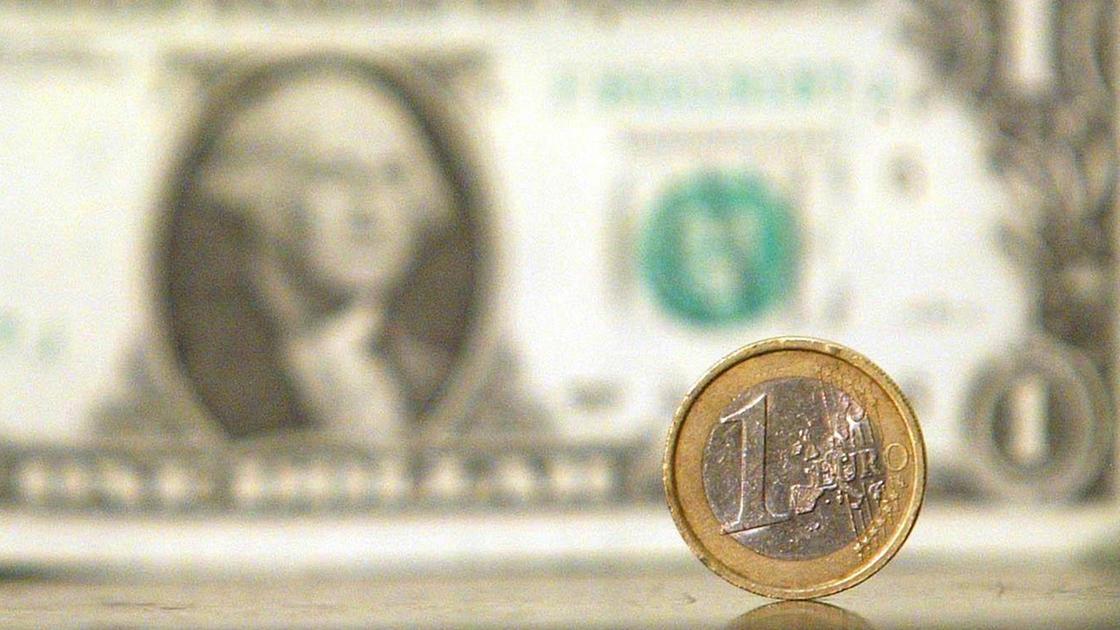 Euro in lieve calo, scambiato a 1,0891 dollari