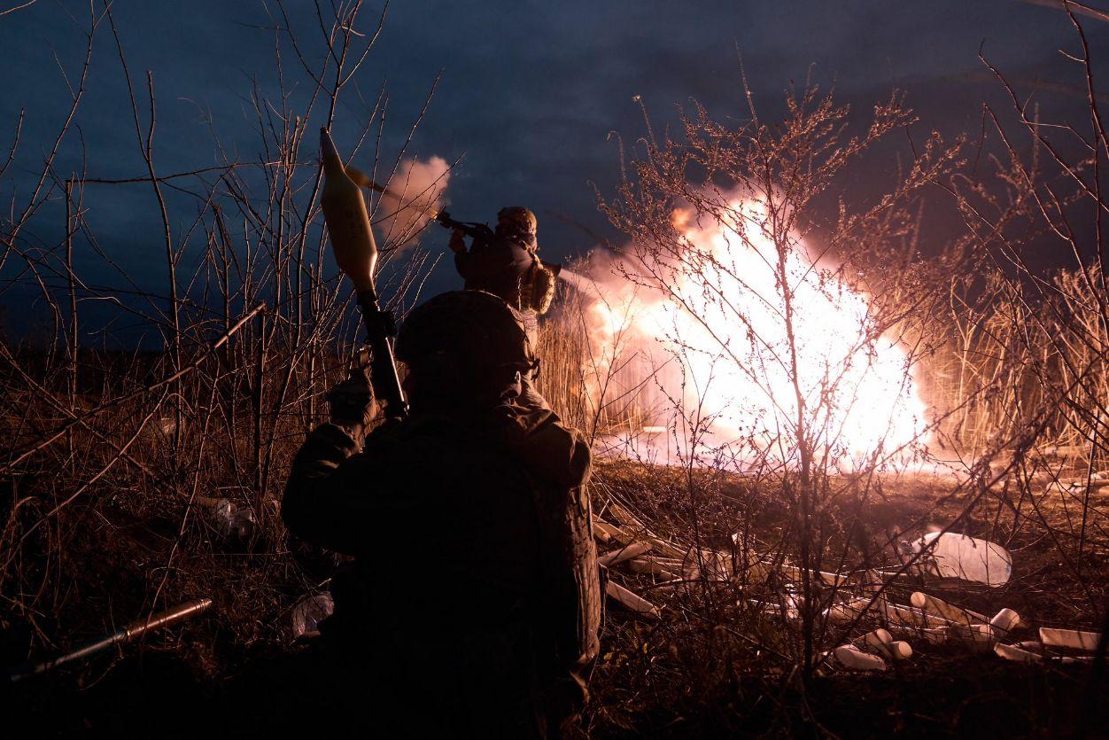 Ucraina news in diretta. Kiev bombarda l’aeroporto dei droni kamikaze Shahed in Russia. Parigi consegna i primi caccia Mirage 2000