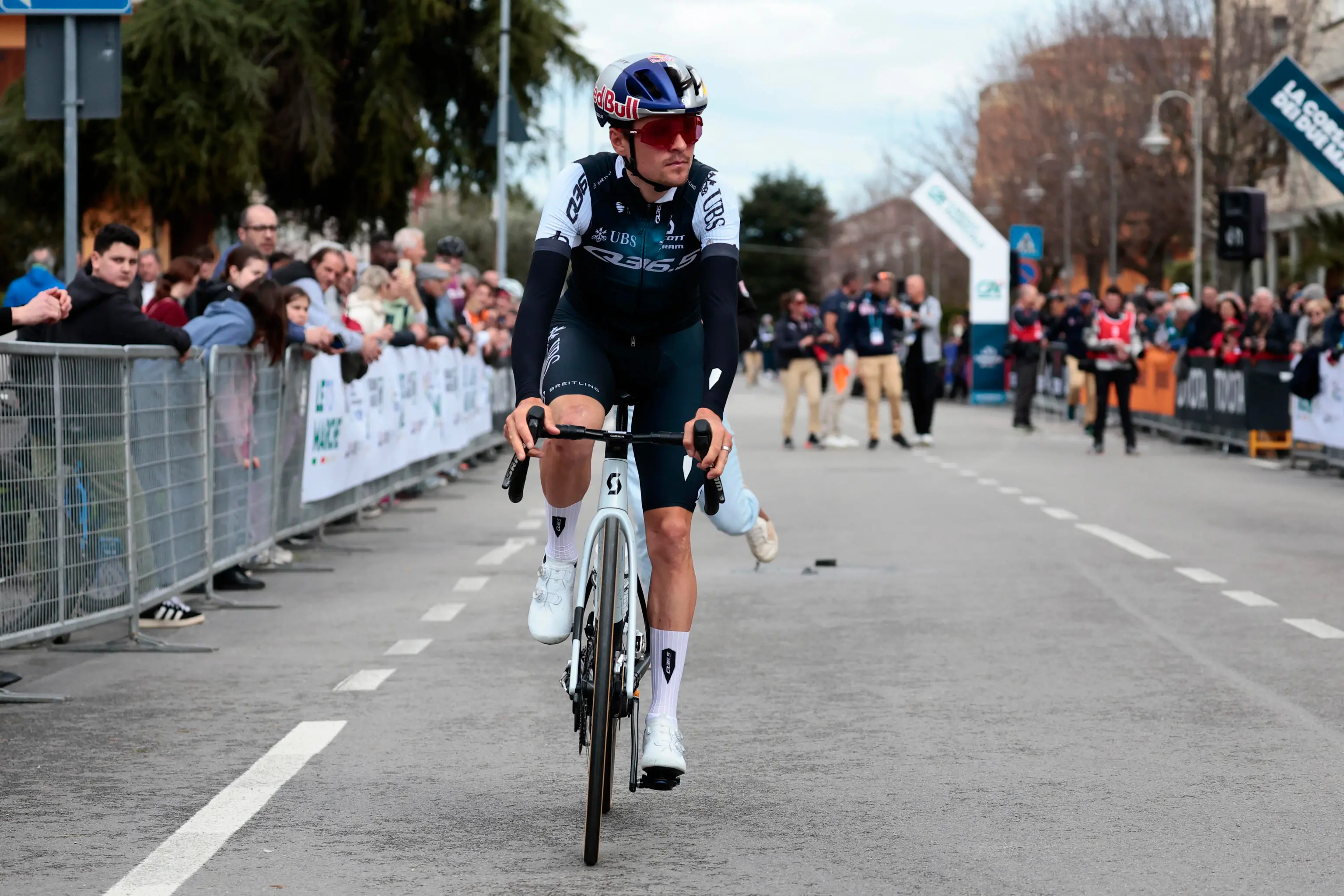 Milano-Sanremo 2025, Pidcock: "Troppi secondi posti finora. Domani spero di fare meglio"