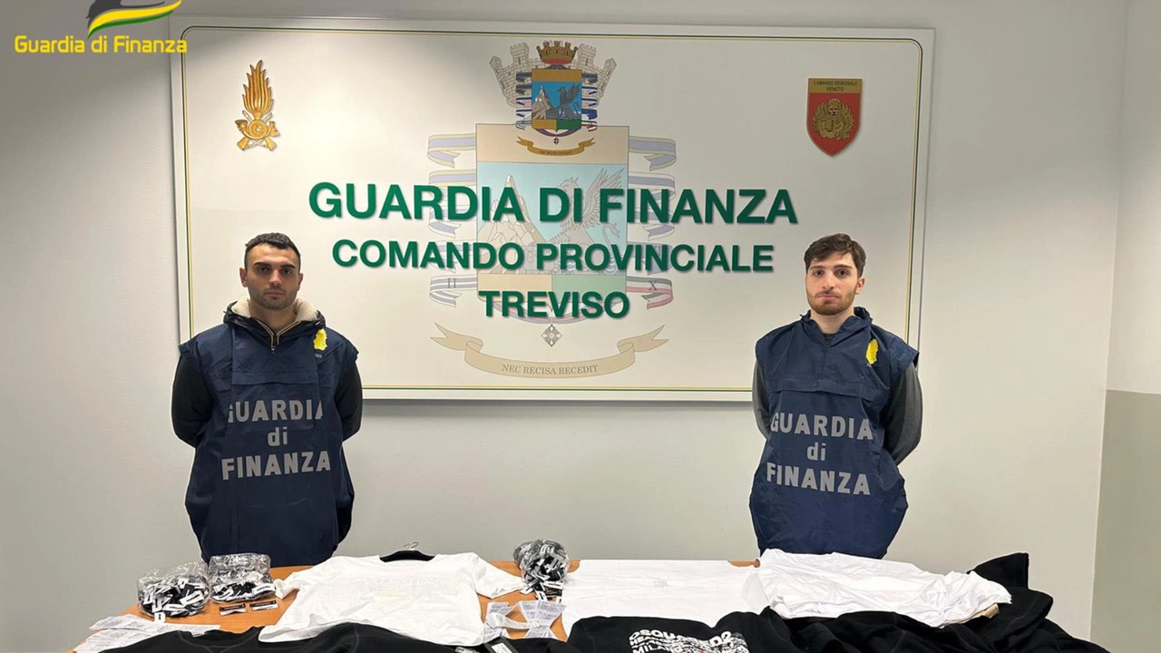 Treviso: sequestrati oltre 4.000 vestiti contraffatti