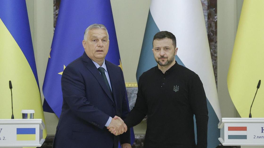 Zelensky, ho chiesto a Orban di unirsi ai nostri sforzi di pace