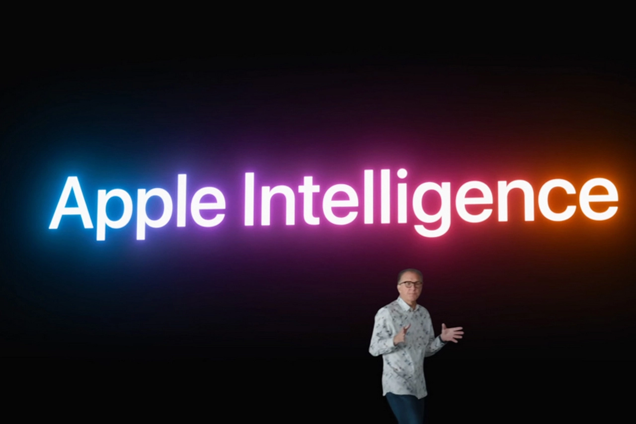 Apple Intelligence è il modello di intelligenza artificiale che funzionerà a partire dal nuovo sistema operativo iOS18 e iPadOS18. Purtroppo in Europa arriverà più avanti