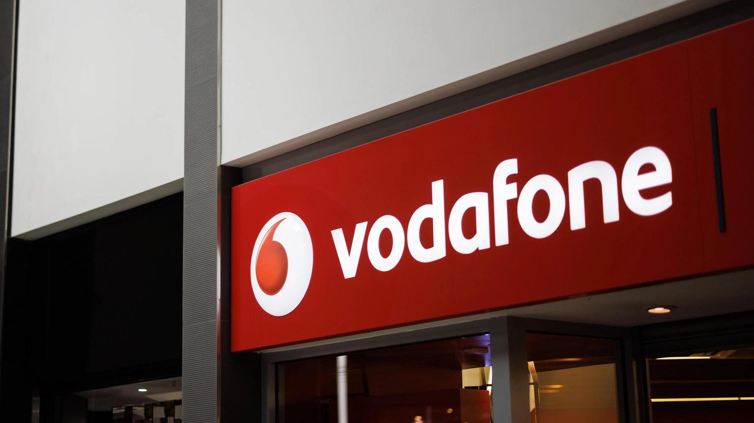 Per Vodafone primo trimestre con ricavi +2,8% a oltre 9 miliardi