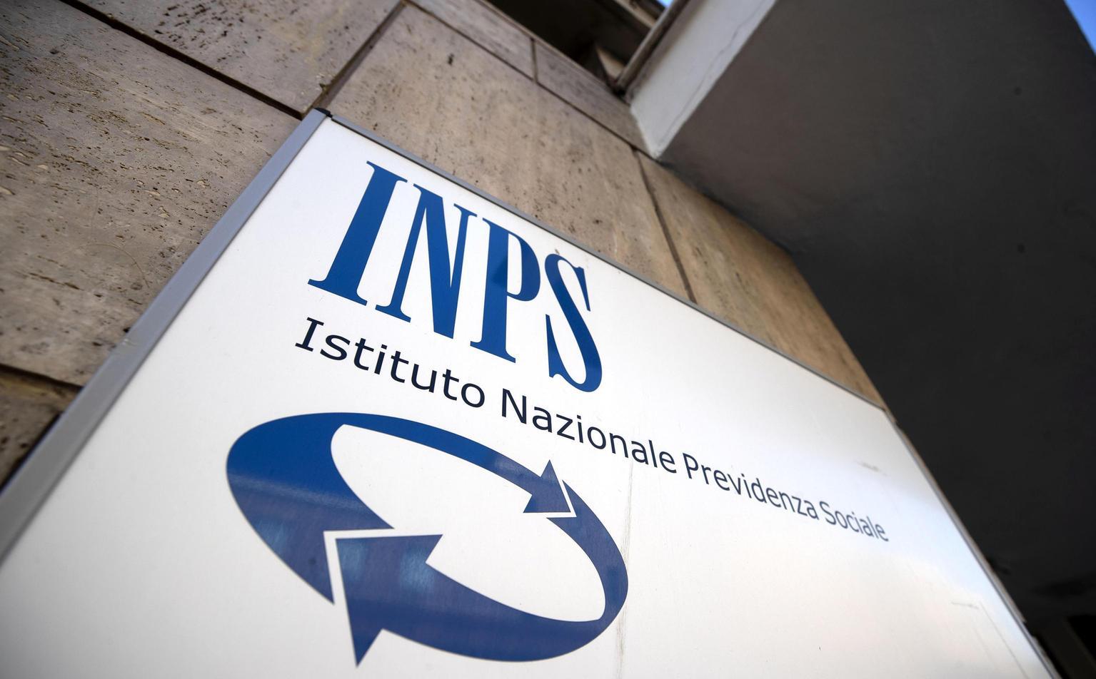 Riscatto buchi contributivi: domande all'Inps entro dicembre 2025