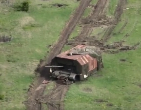 Mosca schiera i tank ‘tartaruga’. L’ultima ‘trovata’ dei russi per spingere l’avanzata