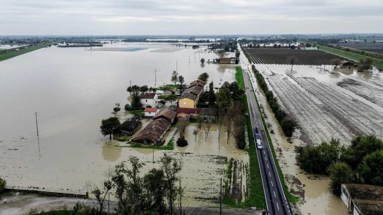 Le polizze catastrofali obbligatorie per le imprese sono attive dal 31 marzo. Sace stima 3 milioni di imprese coinvolte.