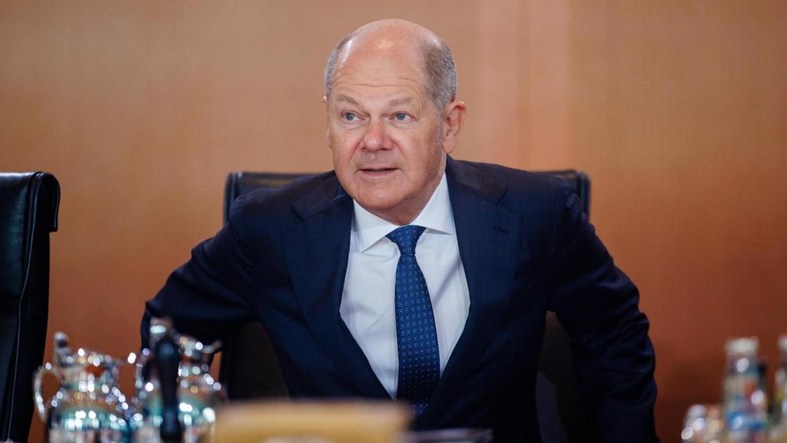 Scholz, contrario all